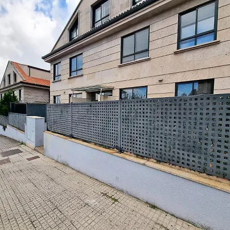 Con Terraza Y Piscina *