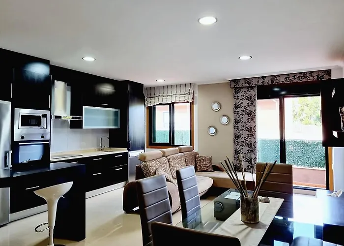 Con Terraza Y Piscina アパート *