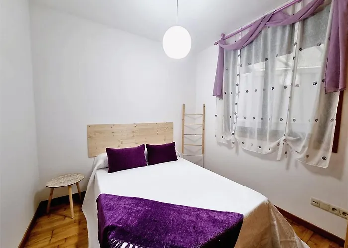 Con Terraza Y Piscina * リベイラ