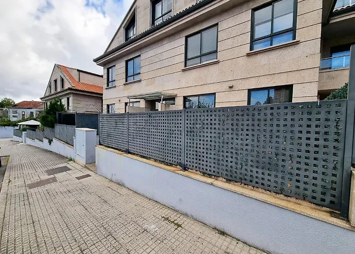 Con Terraza Y Piscina *