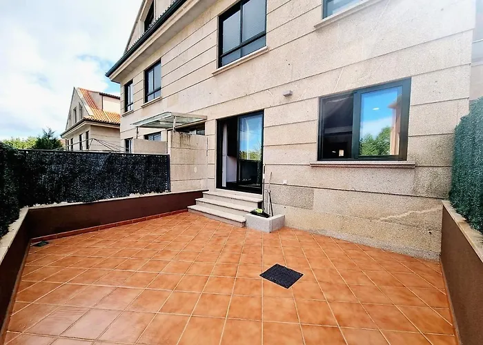 Con Terraza Y Piscina アパート リベイラ