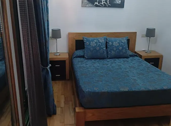 Con Terraza Y Piscina アパート