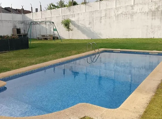アパート Con Terraza Y Piscina *